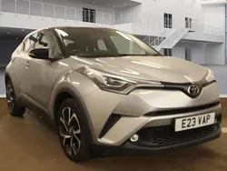 Metal stream silver Used 2017 Toyota C-HR SUV | £12,975 (Good price)