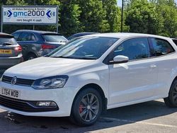 White Used 2014 VW Polo SE Hatchback | £4,695 (Fair price)