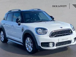 White Used 2019 Mini Cooper S Countryman Exclusive SUV | £20,995 (A bit pricey)