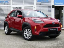 Red Used 2022 Toyota Yaris Hybrid SUV | £20,200 (Good price)