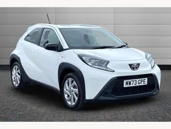 White Used 2023 Toyota Aygo PURE Hatchback | £12,491 (Fair price)