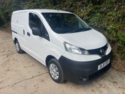 White Used 2018 Nissan NV200 Acenta Van | £7,995 (Fair price)