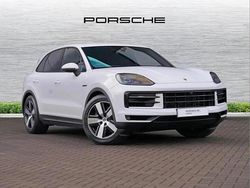 White Used 2024 Porsche Cayenne SUV | £74,990 (Fair price)