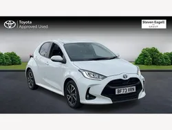 White Used 2023 Toyota Yaris Hybrid Design Hatchback | £18,249 (Fair price)