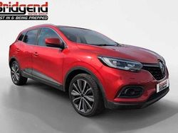 Red Used 2019 Renault Kadjar Iconic SUV | £9,999 (Fair price)