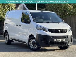 White Used 2023 Peugeot Expert Premium Van | £13,995 (Fair price)
