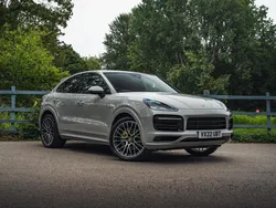 Grey Used 2022 Porsche Cayenne SUV | £60,950 (Fair price)