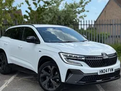 White Used 2024 Renault Austral Techno Esprit Alpine SUV | £24,867 (Fair price)