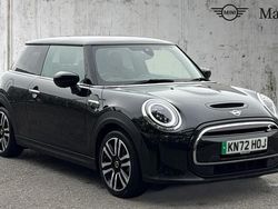Midnight black ii Used 2022 Mini Cooper S Level 2 Hatchback | £16,245 (Fair price)