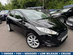 Black Used 2016 Ford Fiesta Titanium Hatchback | £7,795 (Fair price)