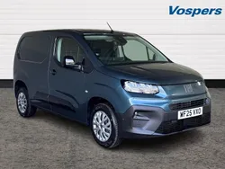 Mauve/purple New 2025 Fiat Doblò MPV | £19,295 (Fair price)