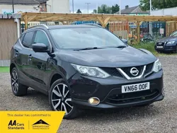 Black Used 2016 Nissan Qashqai Tekna SUV | £9,250 (Fair price)