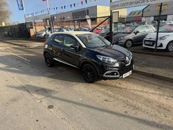 Black Used 2017 Renault Captur Dynamique SUV | £5,495 (Fair price)