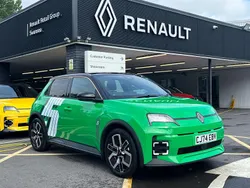 Metallic pop green Used 2025 Renault R5 Komfort Hatchback | £26,790 (Fair price)