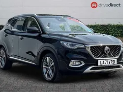 Metallic black pearl Used 2022 MG HS Exclusive SUV | £14,250 (Fair price)