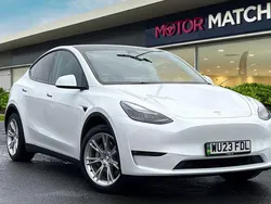White Used 2023 Tesla Model Y SUV | £23,999 (Fair price)