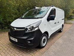 White Used 2017 Vauxhall Vivaro S Van | £7,995 (Good price)