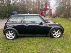 Black Used 2003 Mini Cooper Hatch Hatchback | £1,499