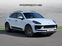 Carrara white metallic Used 2024 Porsche Macan S SUV | £69,750 (Fair price)