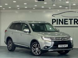 Silver Used 2018 Mitsubishi Outlander SUV | £15,699 (A bit pricey)