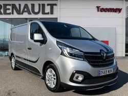 Silver Used 2019 Renault Trafic Van | £15,995 (Fair price)