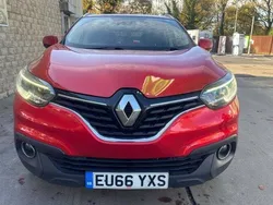 Red Used 2015 Renault Kadjar Dynamique SUV | £6,750 (Fair price)
