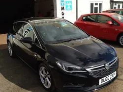 Black Used 2016 Vauxhall Astra SRi Hatchback | £5,595 (Fair price)