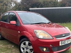 Orange Used 2007 Ford Fiesta Zetec Hatchback | £1,750 (Good price)