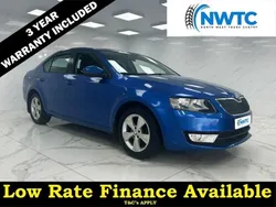 Blue Used 2015 Skoda Octavia Hatchback | £3,495