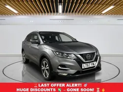 Grey Used 2017 Nissan Qashqai N-Connecta SUV | £10,499 (Good price)
