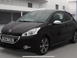 Purple Used 2014 Peugeot 208 S Hatchback | £3,595 (Fair price)