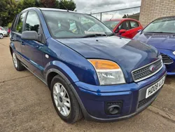 Blue Used 2008 Ford Fusion Zetec Hatchback | £2,495 (Fair price)
