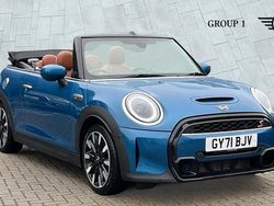 Blue Used 2021 Mini Cooper S Exclusive Hatchback | £18,995 (Fair price)