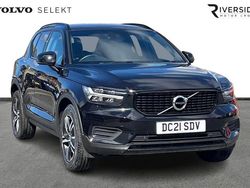 Onyx black Used 2021 Volvo XC40 R-Design SUV | £23,490 (Fair price)