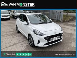 White Used 2024 Hyundai i10 Advanced Hatchback | £11,249 (Good price)