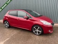 Red Used 2014 Peugeot 208 S Hatchback | £5,190 (Good price)