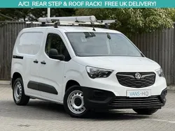 White Used 2019 Vauxhall Combo Edition MPV | £7,645 (Good price)