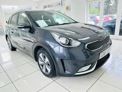 Grey Used 2016 Kia Niro 2 SUV | £9,300
