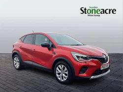 Red Used 2022 Renault Captur Iconic SUV | £11,325 (Fair price)