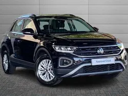 Black Used 2023 VW T-Roc Life SUV | £18,996 (Fair price)