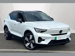 White Used 2022 Volvo XC40 Ultimate SUV | £29,950 (Fair price)