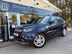 Blue Used 2017 Land Rover Discovery 5 HSE Luxury SUV | £24,995 (Fair price)