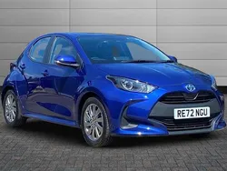 Blue Used 2022 Toyota Yaris Hybrid Hatchback | £14,895 (Fair price)