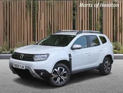 White Used 2022 Dacia Duster Prestige SUV | £16,995 (Fair price)