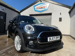 Black Used 2017 Mini Cooper Hatch Hatchback | £8,280 (Fair price)