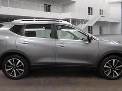 Gunmetal grey Used 2017 Nissan X-Trail N-Vision SUV | £8,975 (Fair price)