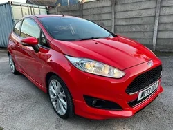 Red Used 2013 Ford Fiesta Zetec Hatchback | £4,995 (Good price)