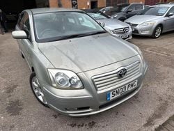 Green Used 2003 Toyota Avensis Hatchback | £995