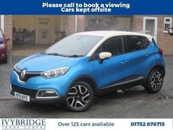 Blue/cream Used 2015 Renault Captur Dynamique SUV | £5,495 (Fair price)