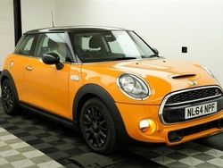 Orange Used 2014 Mini Cooper S Hatch Hatchback | £7,290 (Good price)